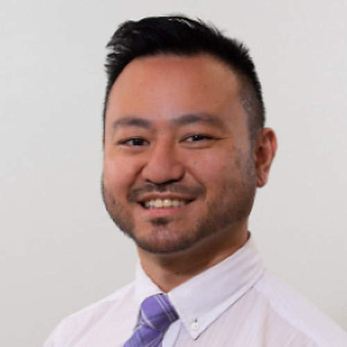 Rafael Kakazu, MD practices Orthopedic Surgery in Danvers