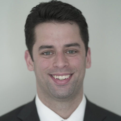 Joel Pakett, MD practices Ophthalmology in Peabody