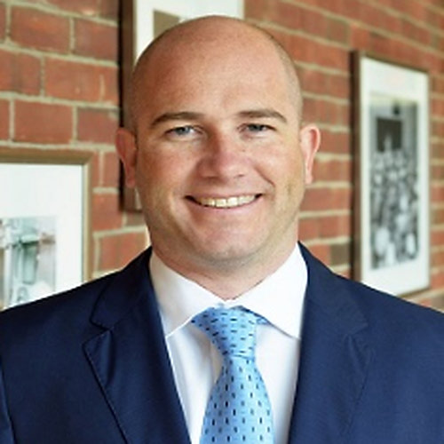 Marshal Armitage, MD practices Orthopedic Surgery in Haverhill